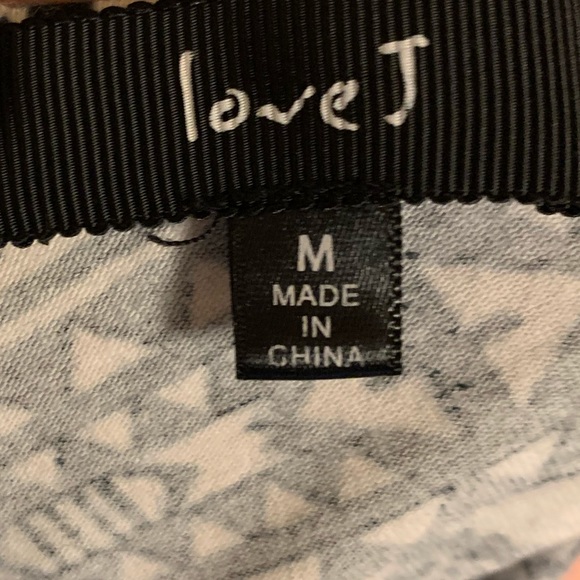 Patterned Designed Dress - Picture 7 of 7